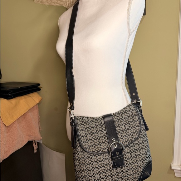 COACH Soho Signature Gray Black Jacquard bag & Silver Buckle
